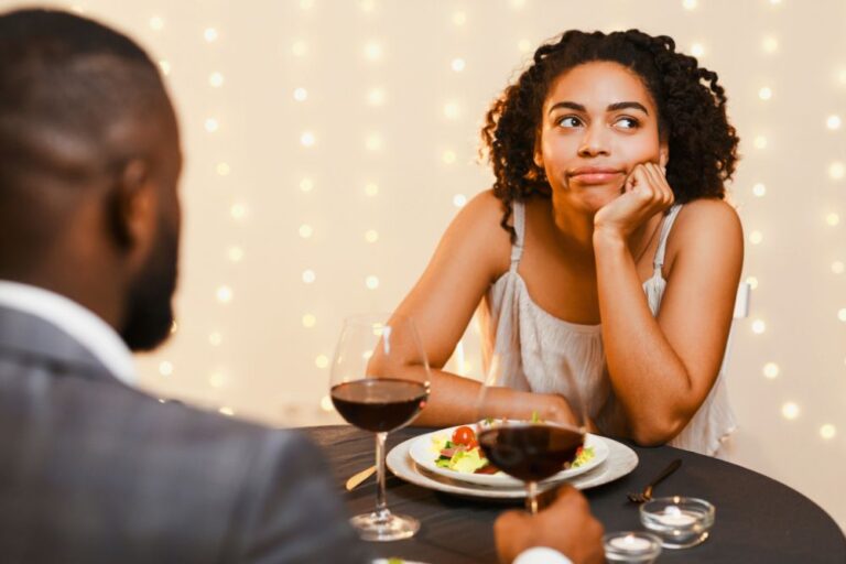 15 Dating Mistakes Women Make