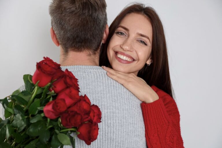 15 Things Men Find Irresistible in a Woman (It’s Not What You Think)